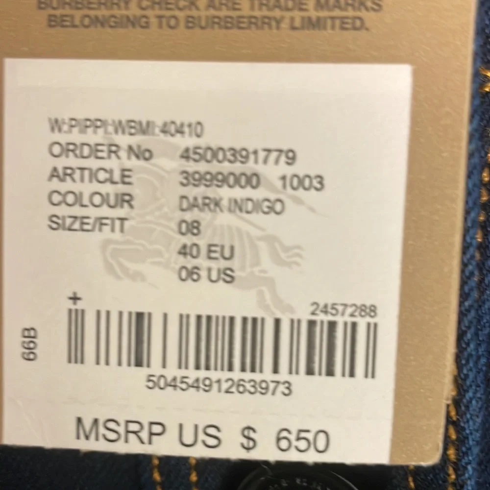 Burberry Jean dress never worn . With tags - Picture 4 of 4